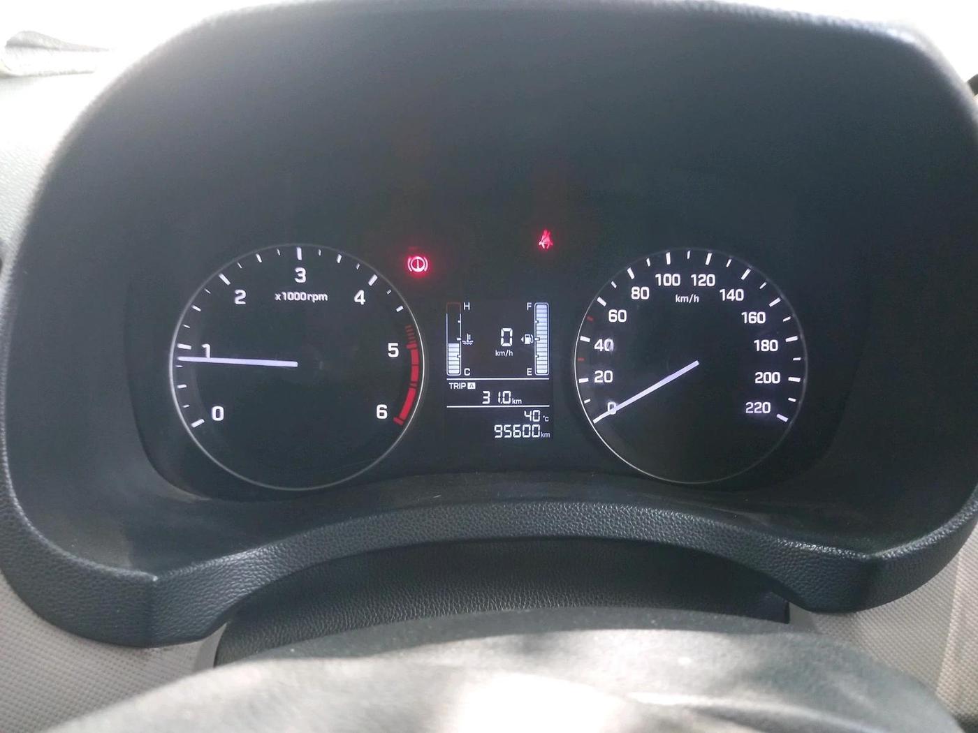 2017 Hyundai Creta E PLUS 1.4 DIESEL, Diesel, Manual, 95,600 km, interior
