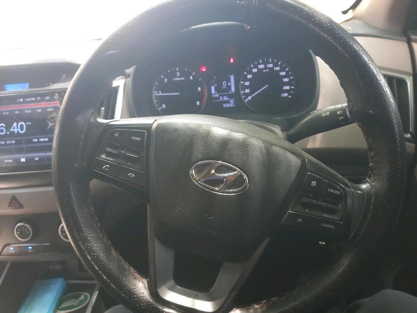 2017 Hyundai Creta E PLUS 1.4 DIESEL, Diesel, Manual, 95,600 km, interior
