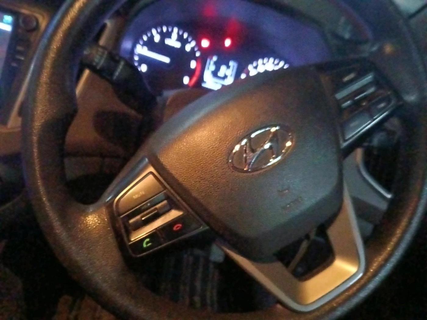 2016 Hyundai Creta S PLUS 1.4 DIESEL, Diesel, Manual, 1,20,491 km, interior