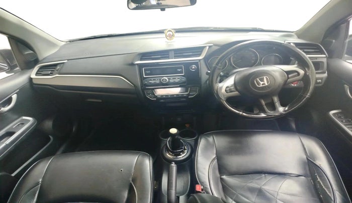 2016 Honda BR-V 1.5L I- DTEC V, Diesel, Manual, 1,35,650 km, interior