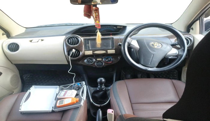 2017 Toyota Etios GD, Diesel, Manual, 1,88,838 km, interior