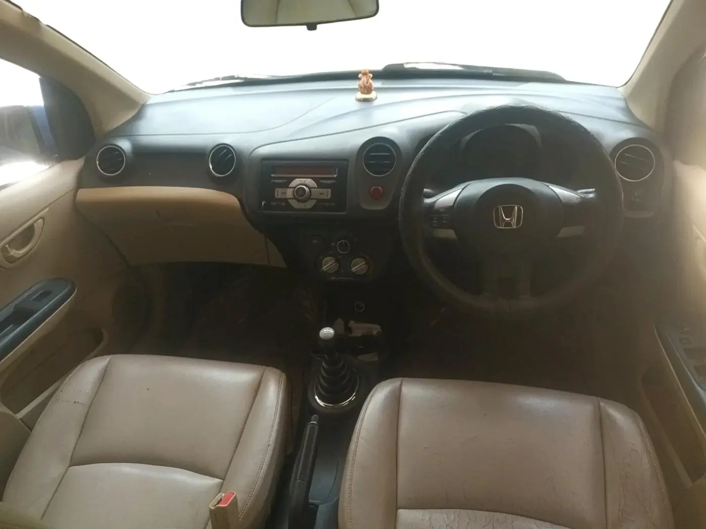 2015 Honda Amaze 1.2L I-VTEC S, Petrol, Manual, 1,13,724 km, interior