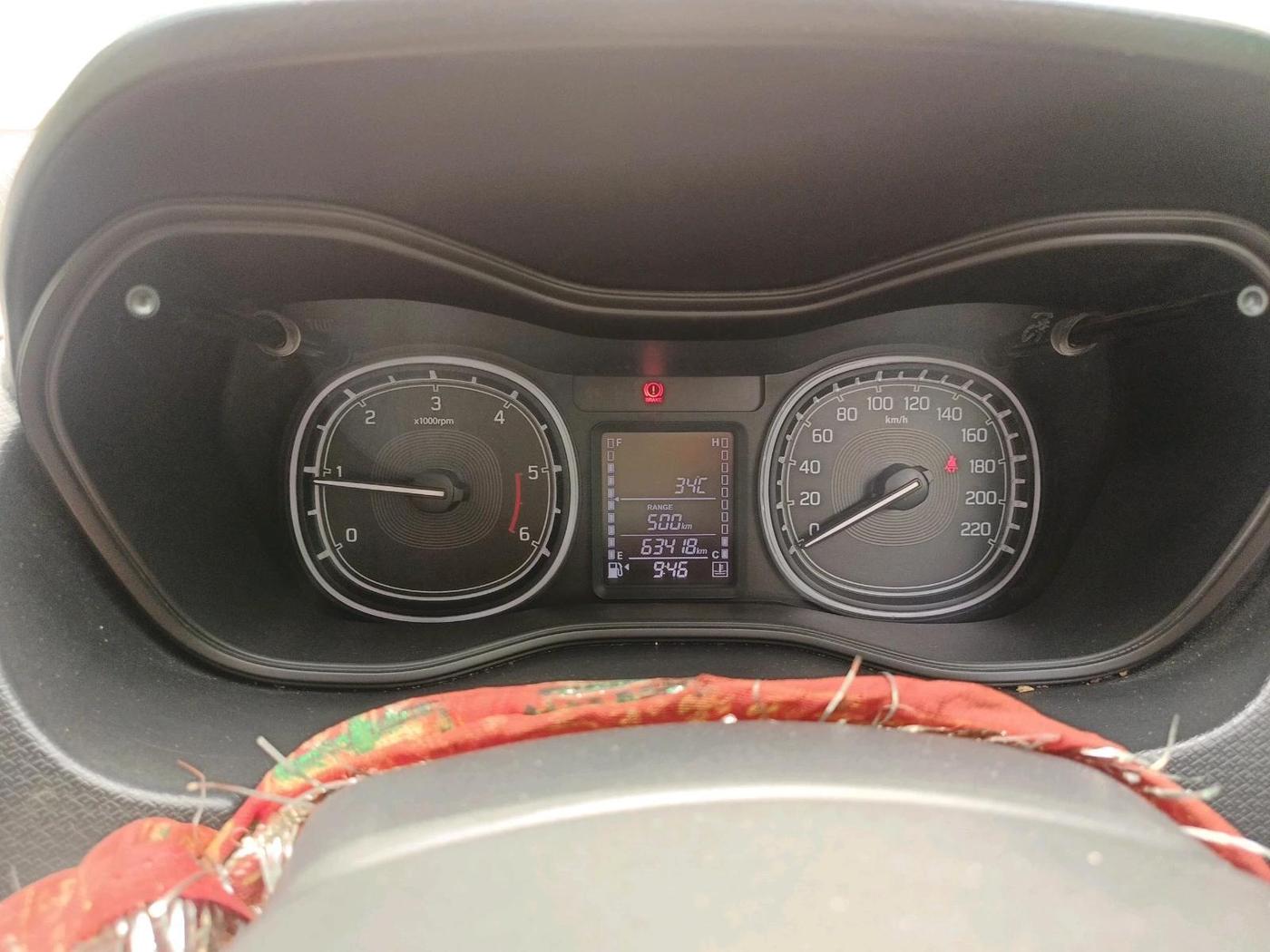 2018 Maruti Vitara Brezza ZDI PLUS DUAL TONE, Diesel, Manual, 63,418 km, interior