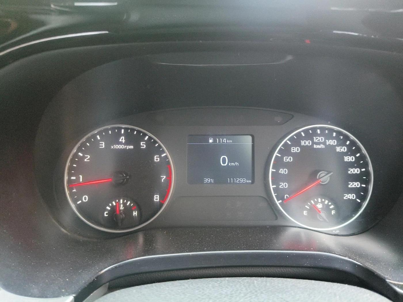 2020 KIA SELTOS HTK PLUS 1.5, Petrol, Manual, 1,11,293 km, interior