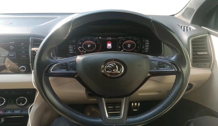 2020 Skoda Karoq STYLE 1.5 TSI AT, Petrol, Automatic, 29,423 km, interior