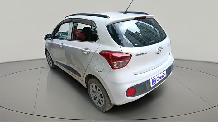 2017 Hyundai Grand i10 SPORTZ (O) 1.2 KAPPA VTVT, Petrol, Manual, 82,675 km, exterior