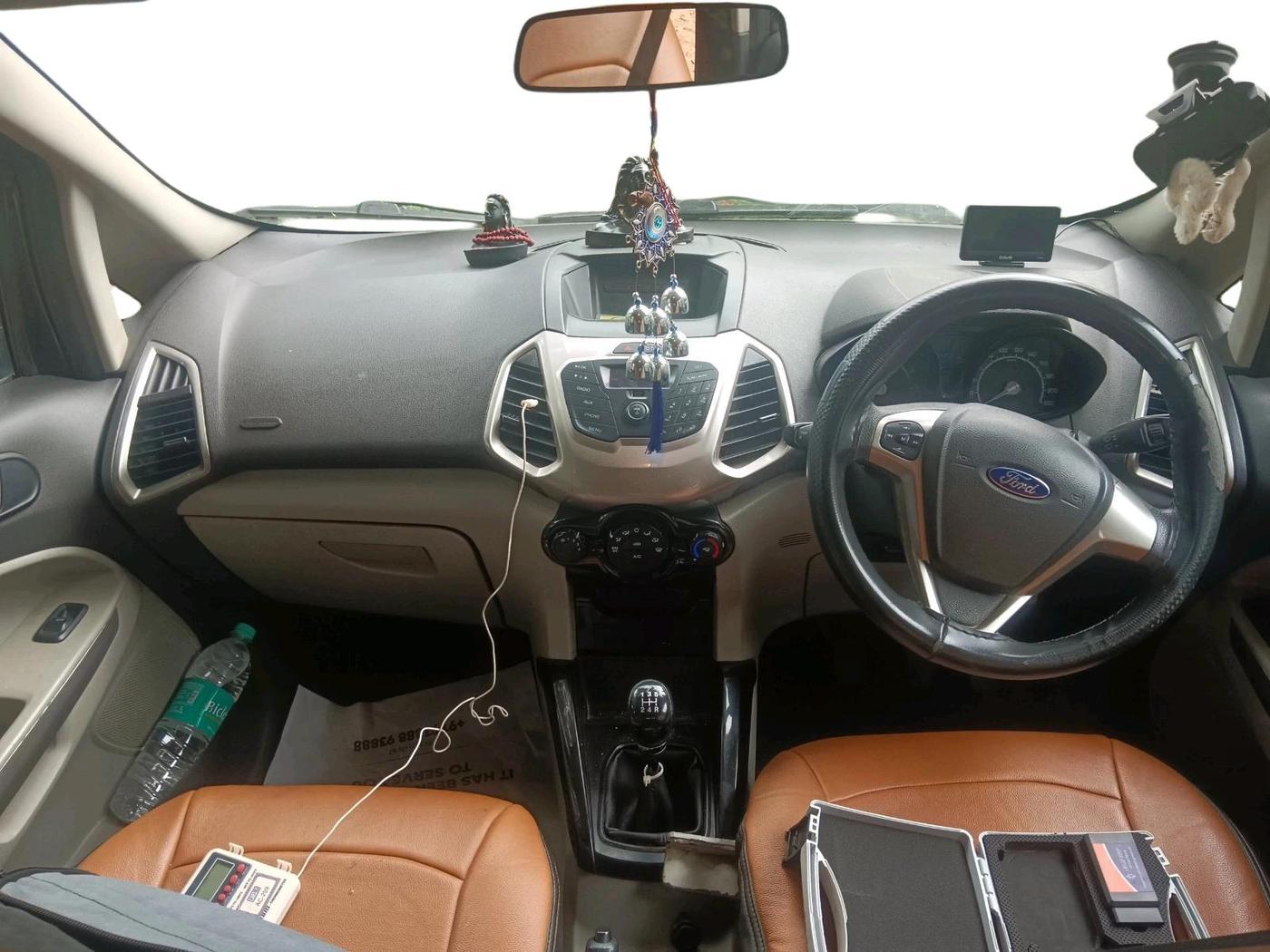 2014 Ford Ecosport 1.5 TREND TI VCT AT, Petrol, Automatic, 1,32,478 km, interior
