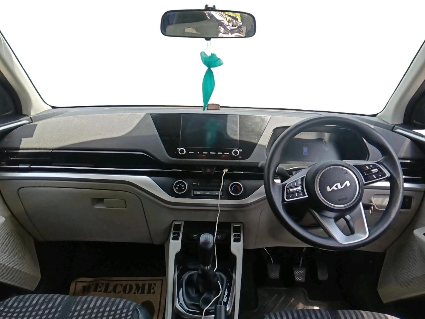 2022 KIA CARENS PRESTIGE 1.5 PETROL 7 STR, Petrol, Manual, 39,428 km, interior