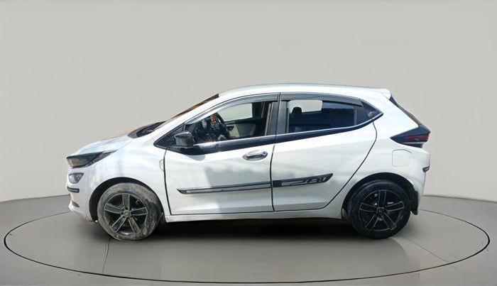 2021 Tata ALTROZ XE PETROL, Petrol, Manual, 1,18,009 km, exterior