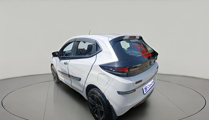 2021 Tata ALTROZ XE PETROL, Petrol, Manual, 1,18,009 km, exterior