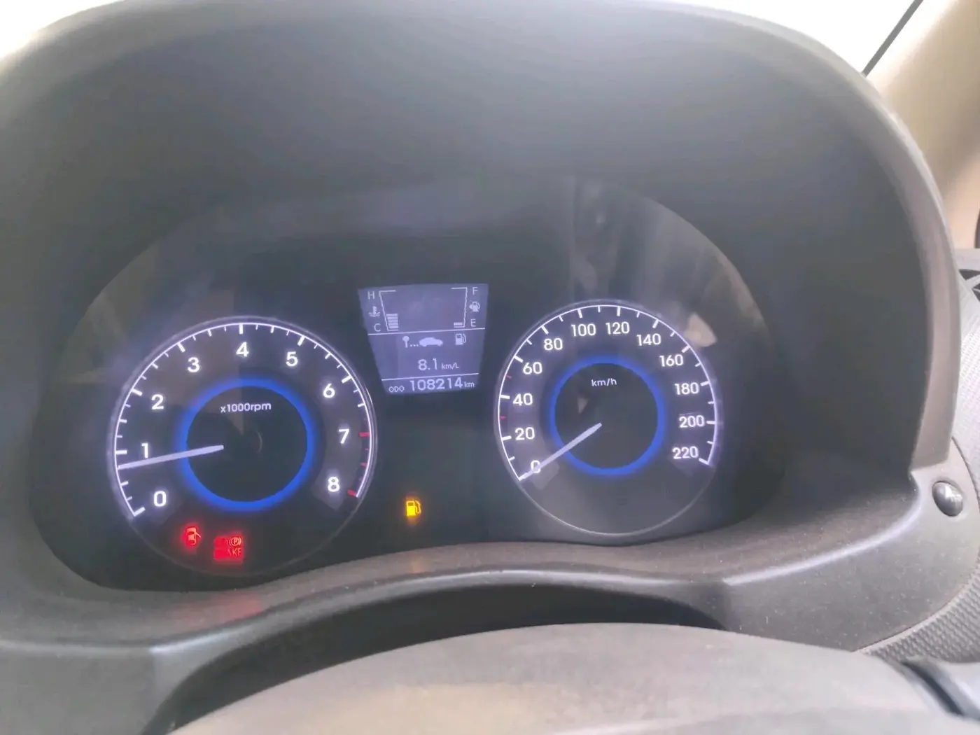 2012 Hyundai Verna FLUIDIC 1.6 VTVT SX, Petrol, Manual, 1,08,214 km, interior