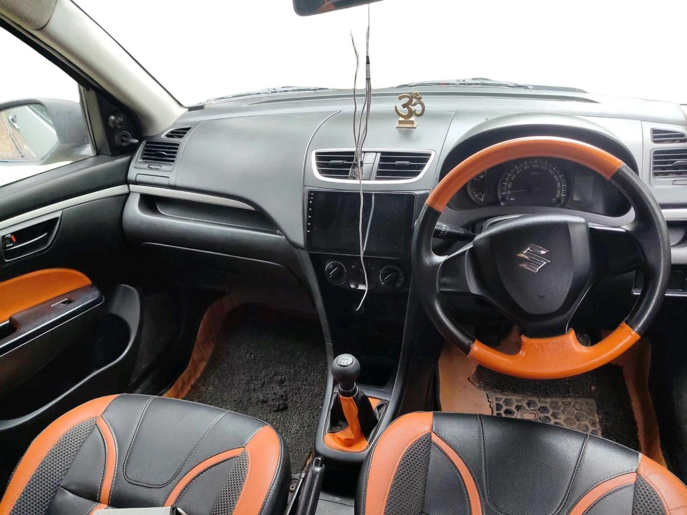 2016 Maruti Swift LXI (O), Petrol, Manual, 1,43,156 km, interior