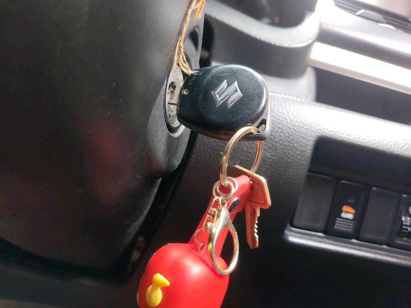 2016 Maruti Swift LXI (O), Petrol, Manual, 1,43,156 km, interior