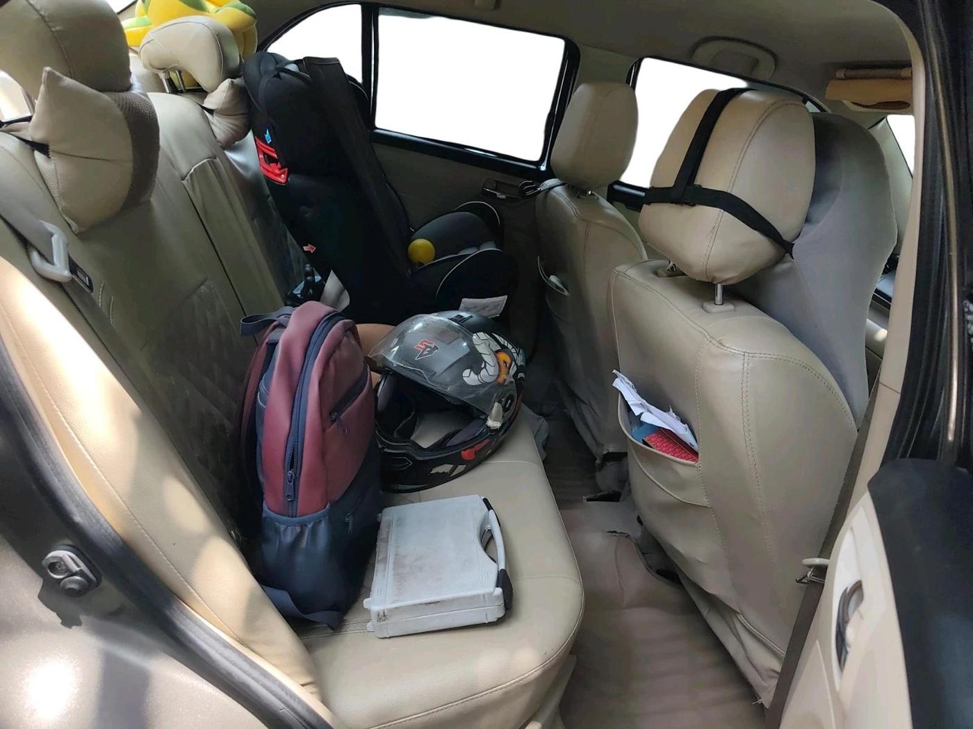2016 Maruti Swift Dzire VXI, CNG, Manual, 1,69,456 km, interior