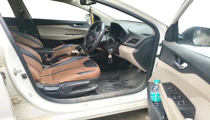 2018 Hyundai Verna 1.6 VTVT SX, Petrol, Manual, 67,424 km, interior