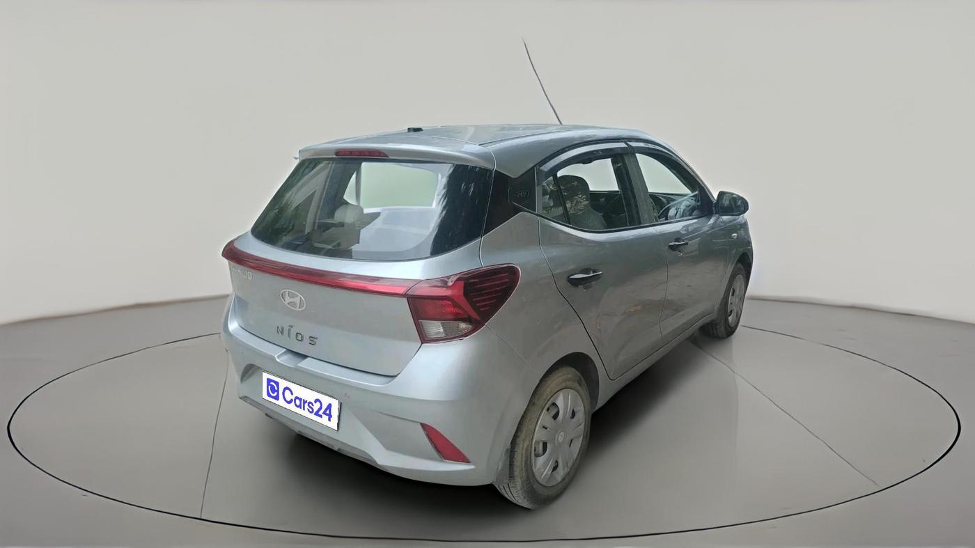 2024 Hyundai GRAND I10 NIOS ERA 1.2 KAPPA VTVT, Petrol, Manual, 24,104 km, exterior