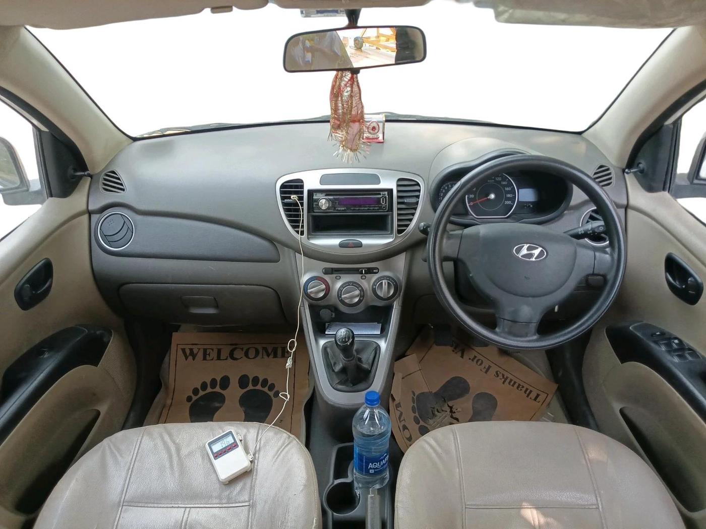 2015 Hyundai i10 MAGNA 1.1, Petrol, Manual, 45,645 km, interior