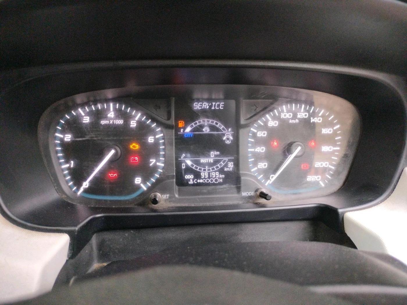 2022 Tata PUNCH PURE MT, Petrol, Manual, 99,199 km, interior