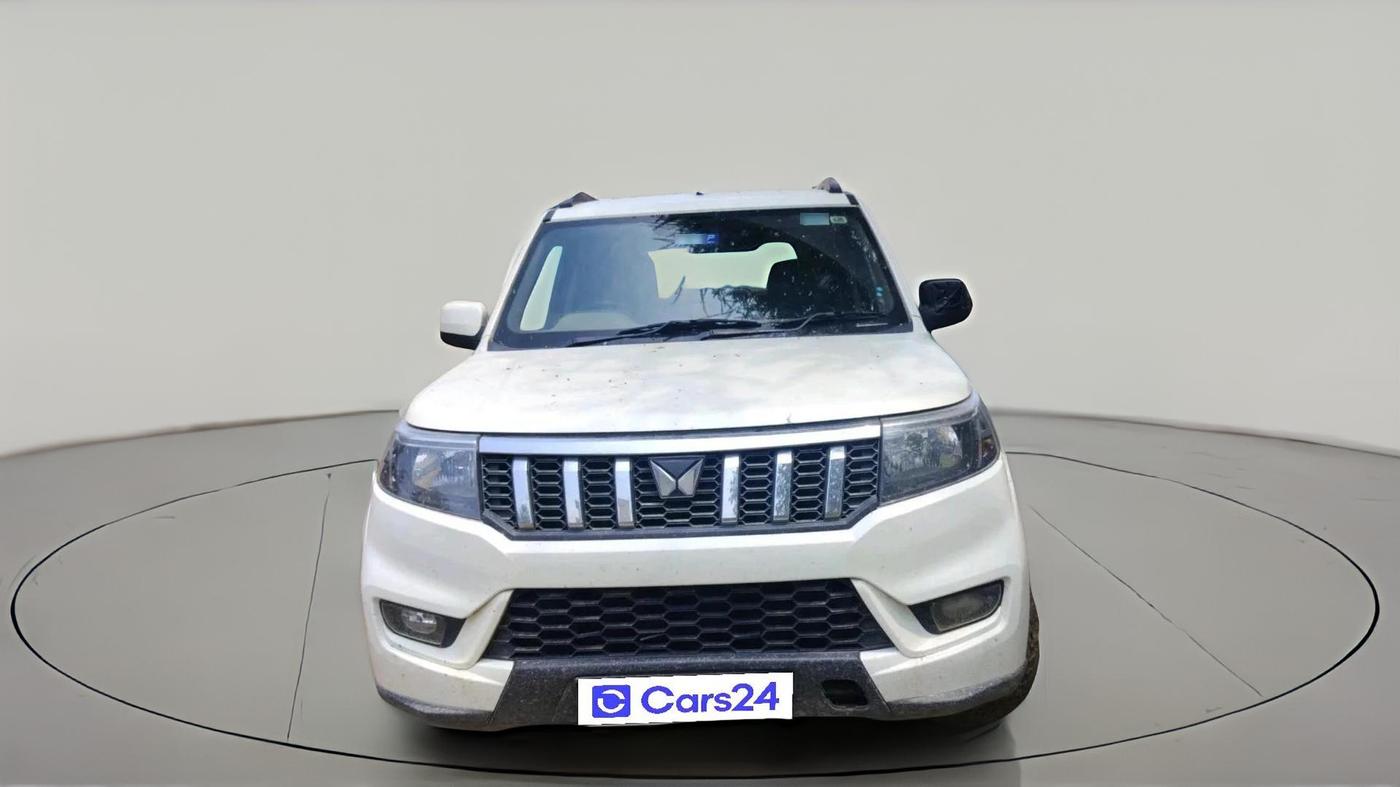 2023 Mahindra BOLERO NEO N10 R, Diesel, Manual, 1,10,507 km, exterior