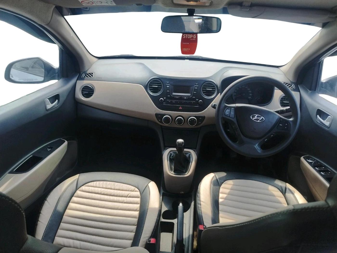 2014 Hyundai Xcent S 1.2, Petrol, Manual, 1,01,274 km, interior