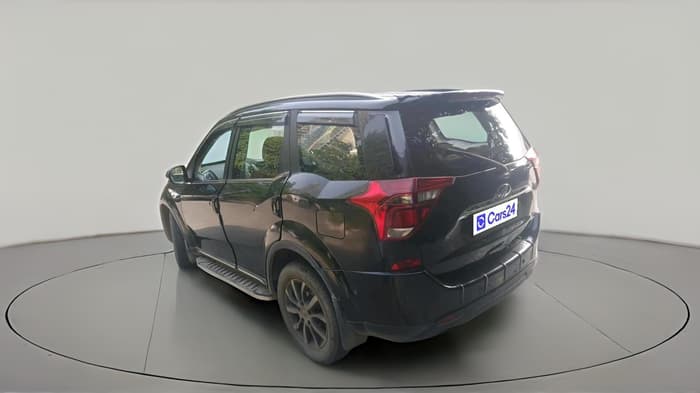 2020 Mahindra XUV500 W11 AT, Diesel, Automatic, 62,967 km, exterior