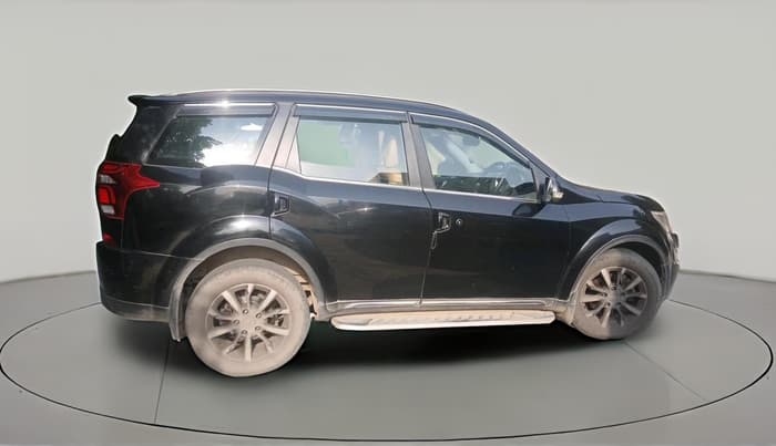 2020 Mahindra XUV500 W11 AT, Diesel, Automatic, 62,967 km, exterior