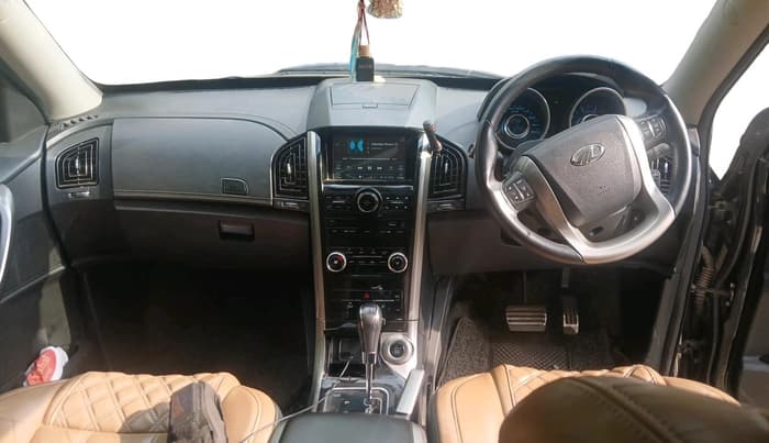 2020 Mahindra XUV500 W11 AT, Diesel, Automatic, 62,967 km, interior