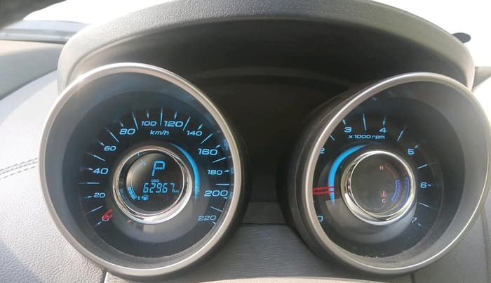 2020 Mahindra XUV500 W11 AT, Diesel, Automatic, 62,967 km, interior