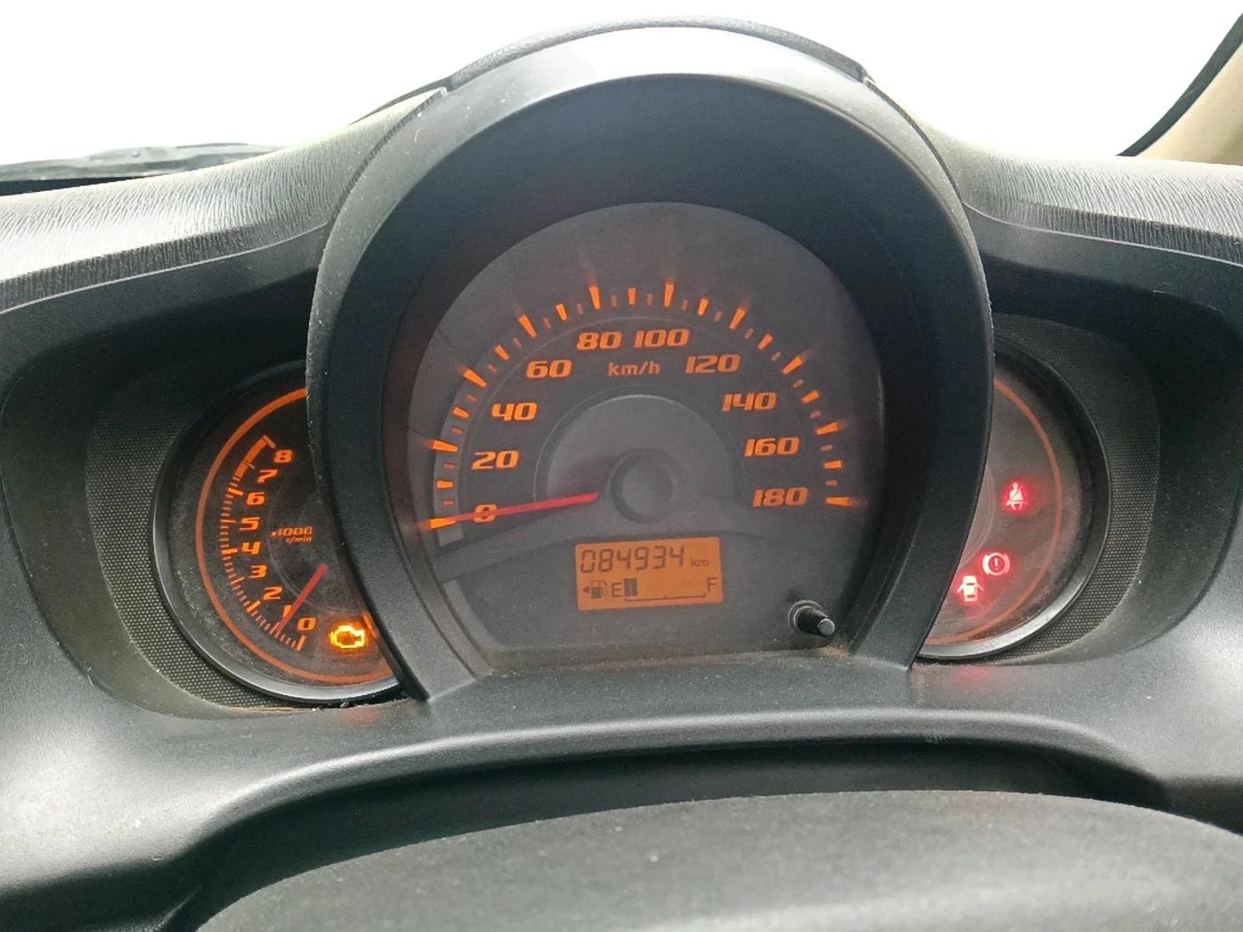 2014 Honda Amaze 1.2L I-VTEC S, Petrol, Manual, 84,934 km, interior