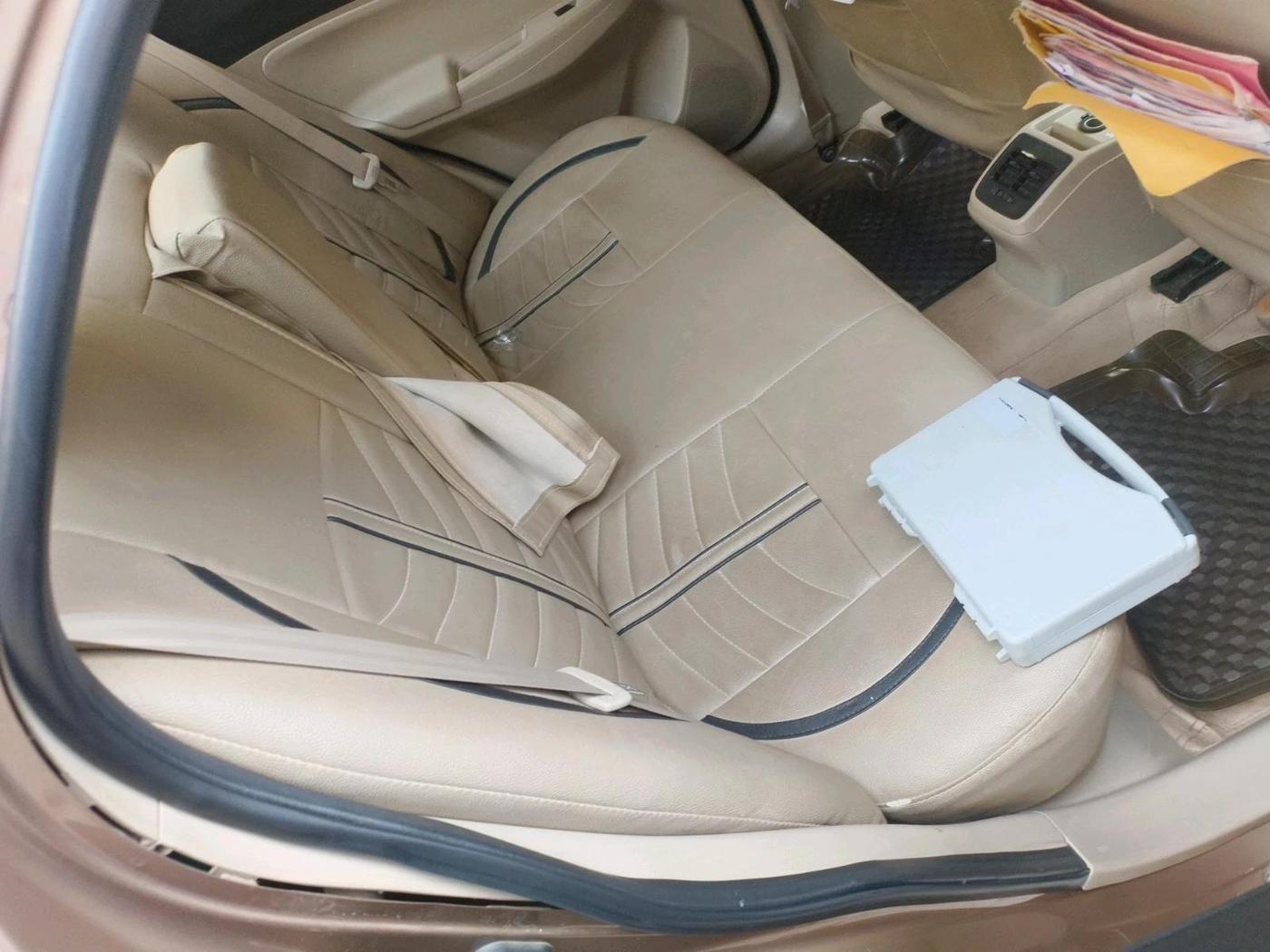 2018 Maruti Dzire VXI, CNG, Manual, 99,172 km, interior