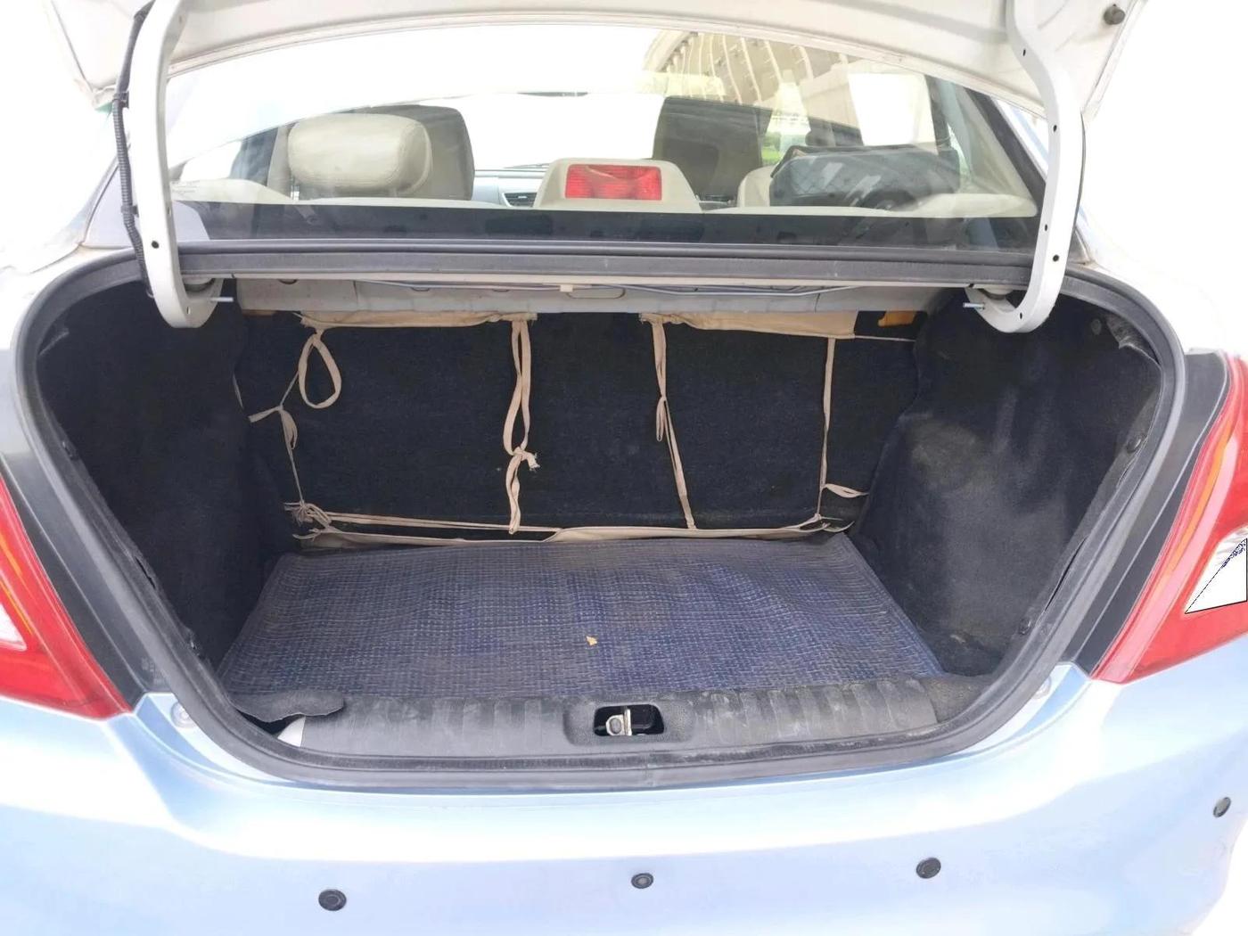 2015 Maruti Swift Dzire VXI, Petrol, Manual, 76,450 km, exterior