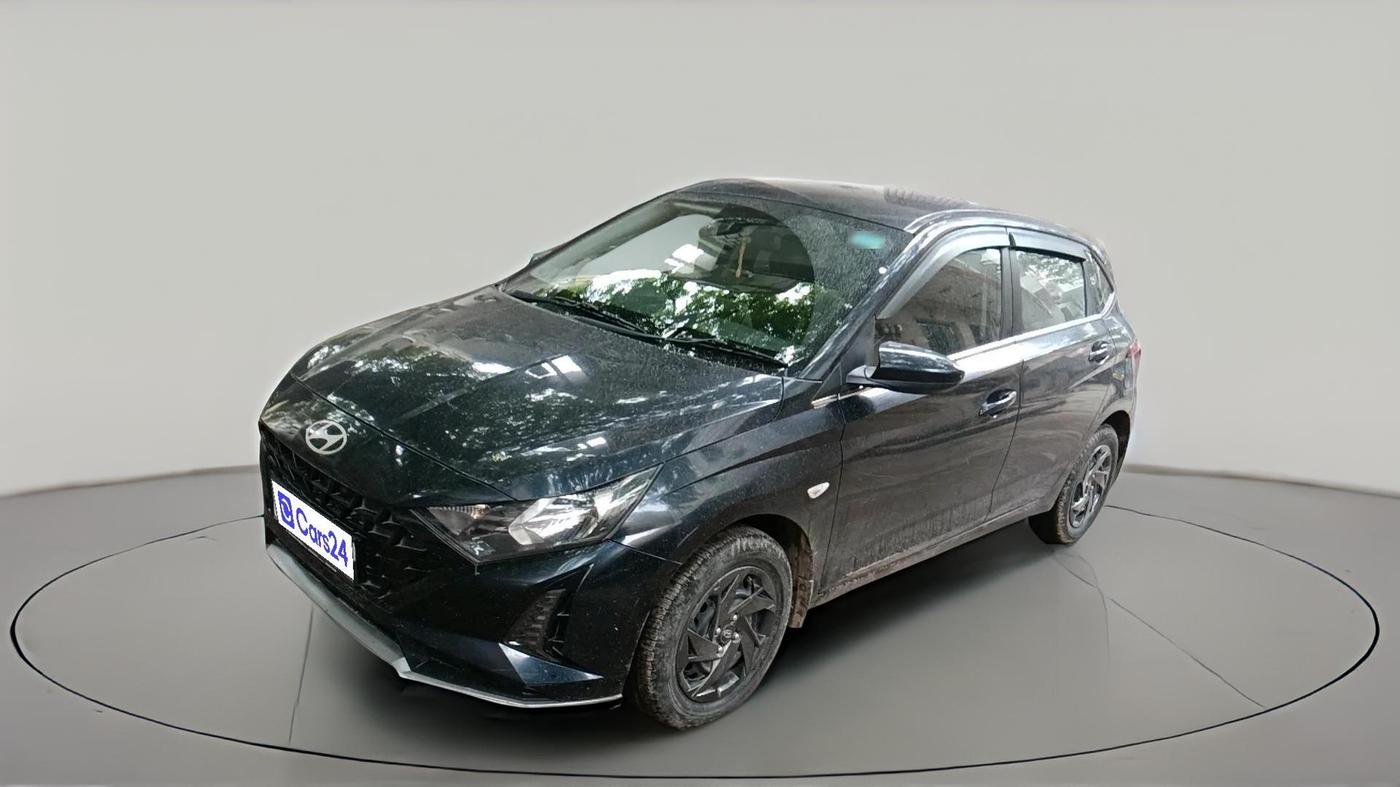2023 Hyundai NEW I20 MAGNA 1.2 MT, CNG, Manual, 35,618 km, exterior