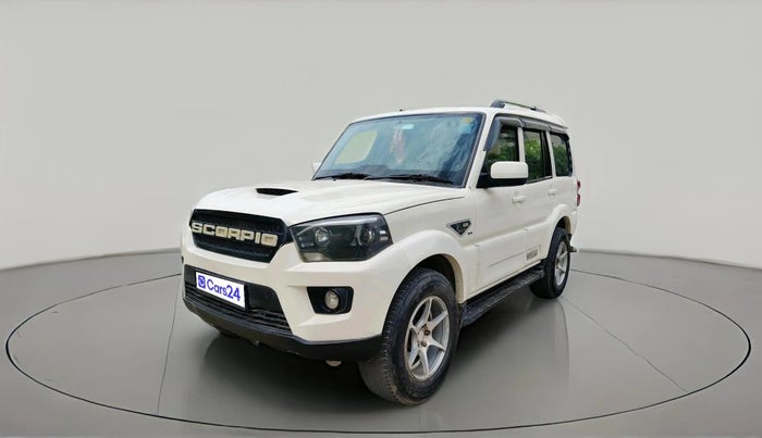 2018 Mahindra Scorpio S7, Diesel, Manual, 94,929 km, exterior