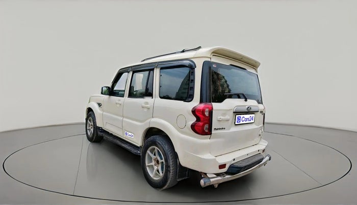 2018 Mahindra Scorpio S7, Diesel, Manual, 94,929 km, exterior