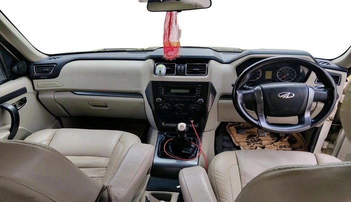 2018 Mahindra Scorpio S7, Diesel, Manual, 94,929 km, interior