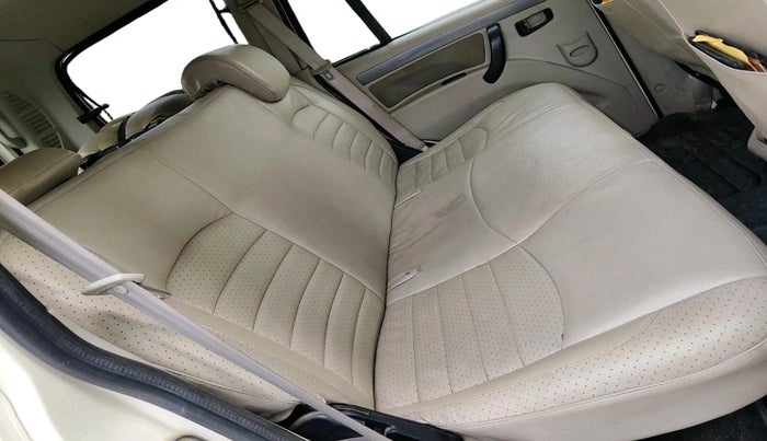 2018 Mahindra Scorpio S7, Diesel, Manual, 94,929 km, interior