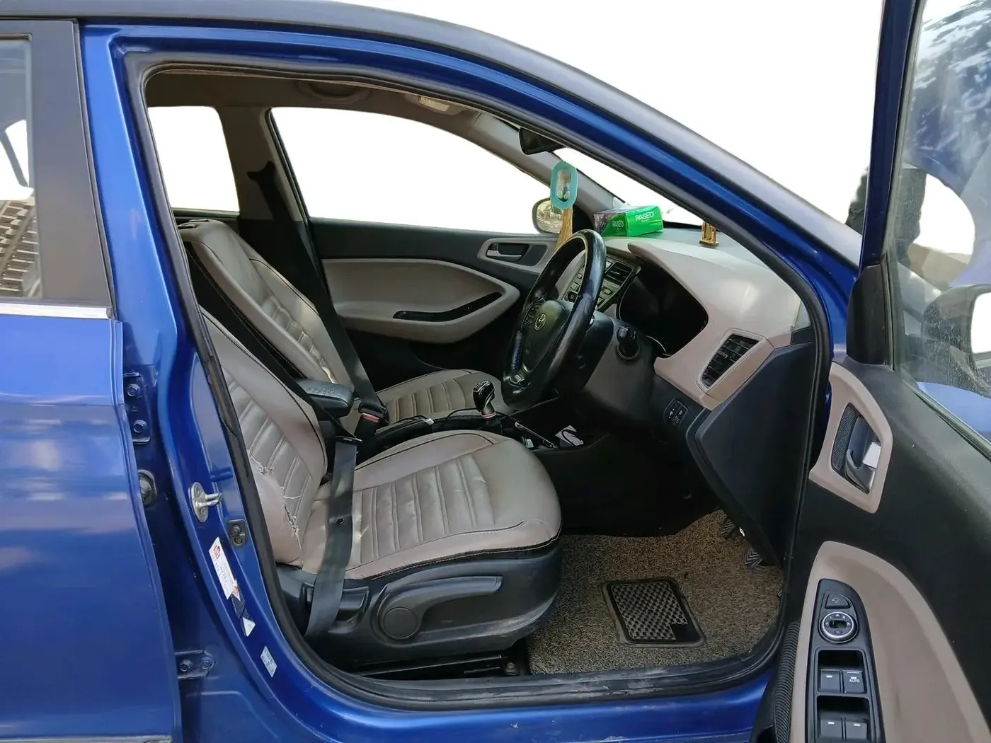 2017 Hyundai Elite i20 ASTA 1.4 CRDI, Diesel, Manual, 1,01,681 km, interior