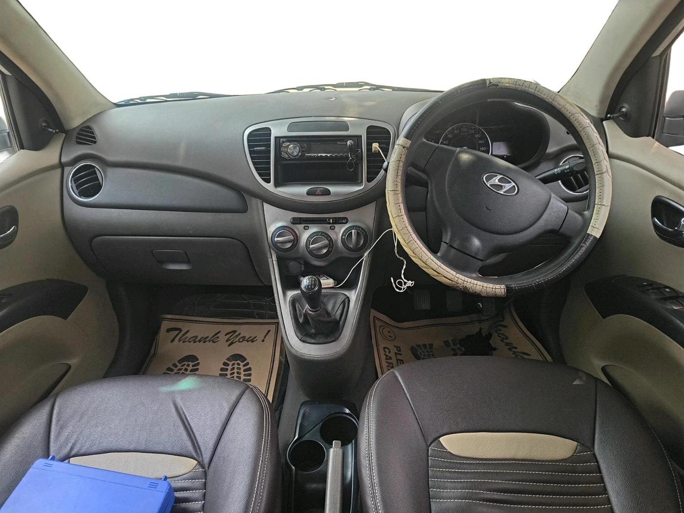 2011 Hyundai i10 MAGNA 1.1, Petrol, Manual, 63,598 km, interior