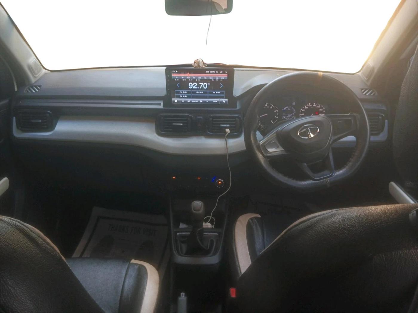2022 Tata PUNCH PURE MT, Petrol, Manual, 32,166 km, interior