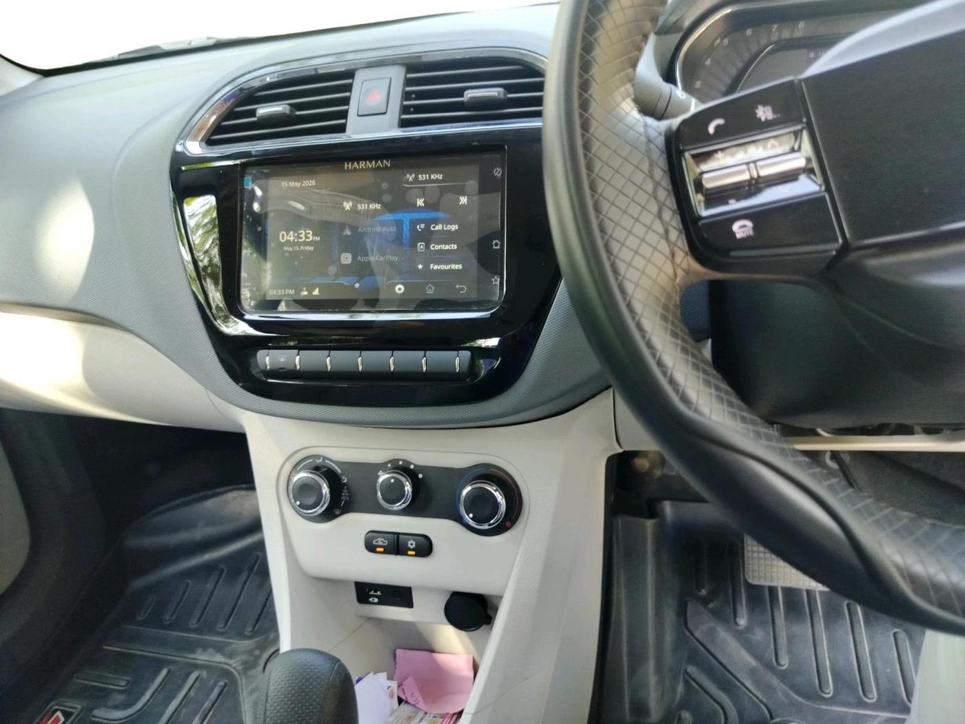 2025 Tata Tiago XTA PETROL, Petrol, Automatic, 8,544 km, interior