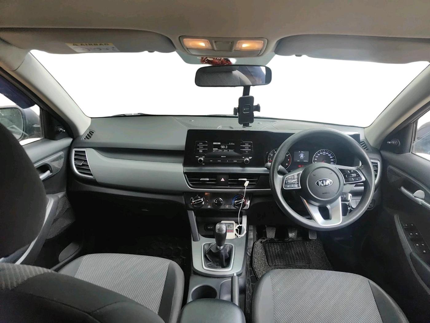 2021 KIA SELTOS HTE 1.5 PETROL, Petrol, Manual, 78,542 km, interior