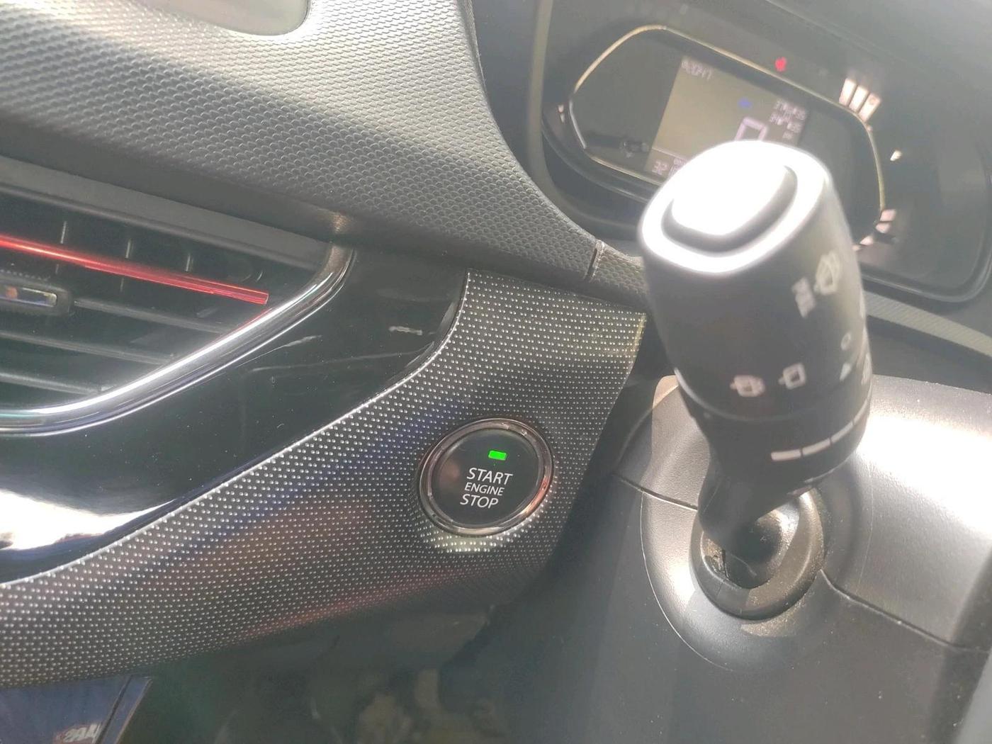 2023 Tata NEXON XZ PLUS LUX SUNROOF RED DARK PETROL, Petrol, Manual, 33,100 km, interior