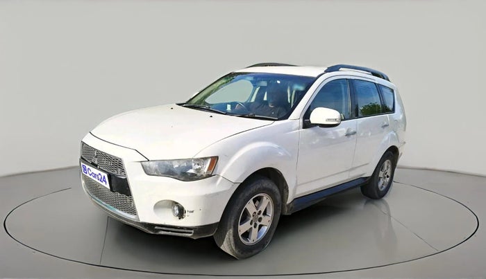 2012 Mitsubishi Outlander 2.4 MIVEC, Petrol, Automatic, 1,01,183 km, exterior