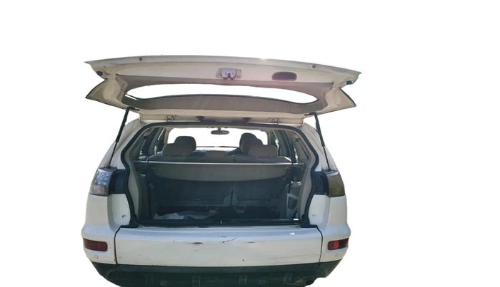 2012 Mitsubishi Outlander 2.4 MIVEC, Petrol, Automatic, 1,01,183 km, exterior