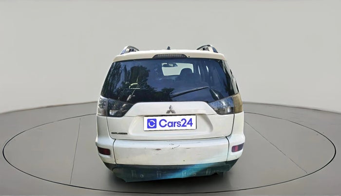 2012 Mitsubishi Outlander 2.4 MIVEC, Petrol, Automatic, 1,01,183 km, exterior