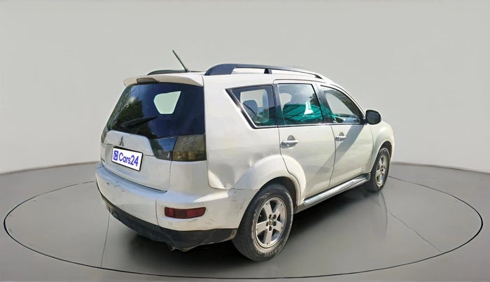 2012 Mitsubishi Outlander 2.4 MIVEC, Petrol, Automatic, 1,01,183 km, exterior