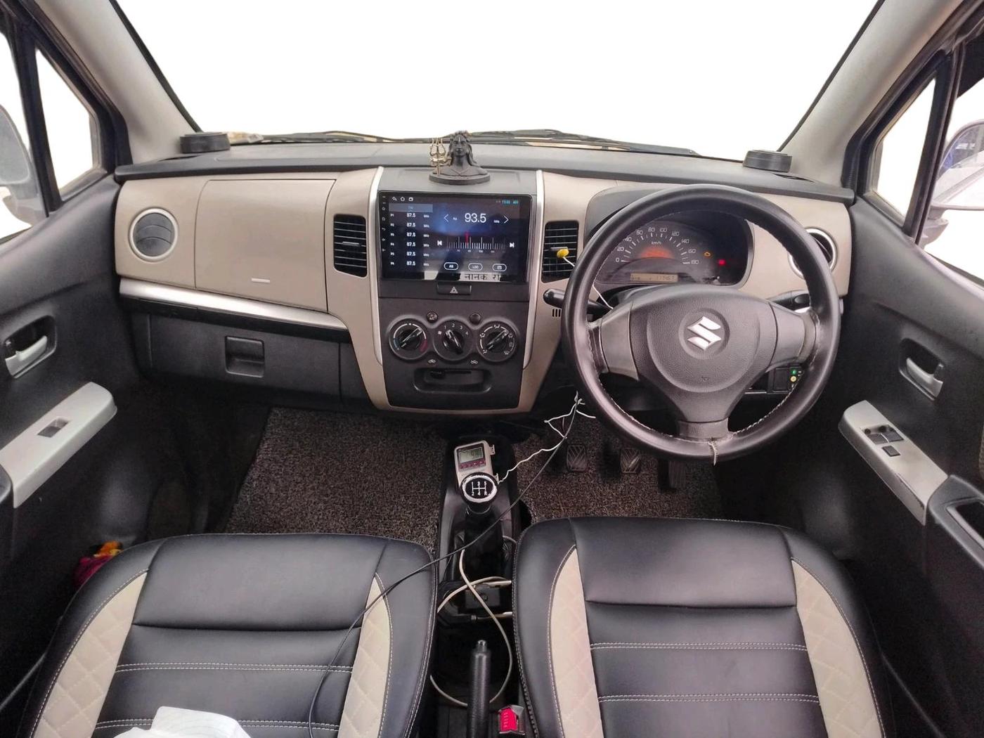2013 Maruti Wagon R 1.0 LXI CNG, CNG, Manual, 1,17,464 km, interior