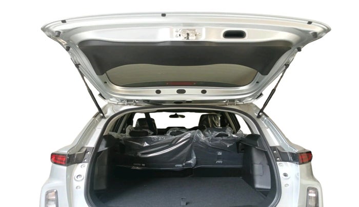 2025 Toyota URBAN CRUISER HYRYDER E NEO DRIVE, Petrol, Manual, 391 km, exterior