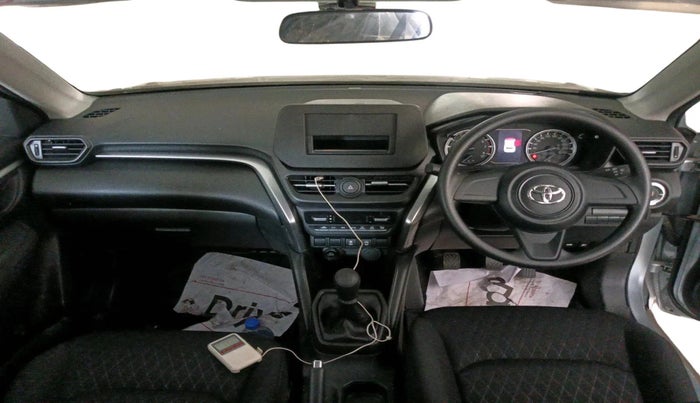 2025 Toyota URBAN CRUISER HYRYDER E NEO DRIVE, Petrol, Manual, 391 km, interior