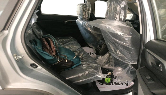 2025 Toyota URBAN CRUISER HYRYDER E NEO DRIVE, Petrol, Manual, 391 km, interior